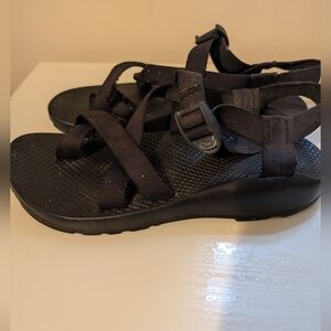 Women's chacos size 10